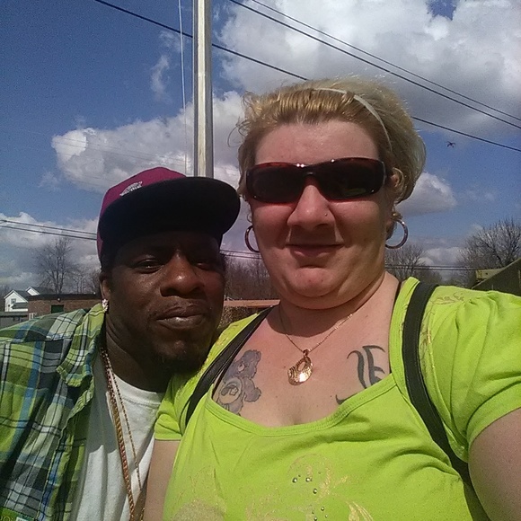 Meet your Posher, Crystal - Picture 3 of 3